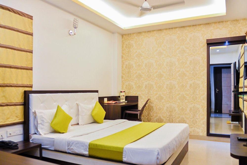 Hotel Janki International By Keymagics Varanasi Exterior foto