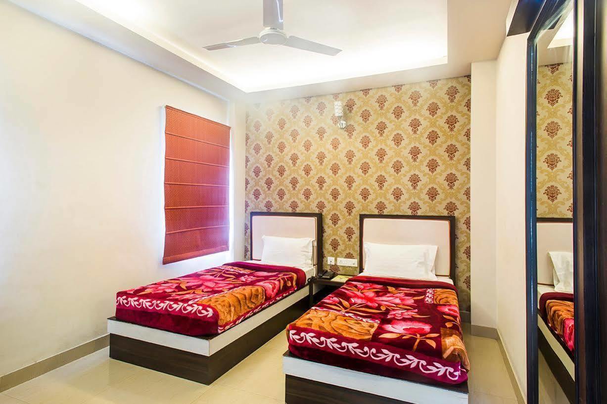 Hotel Janki International By Keymagics Varanasi Exterior foto